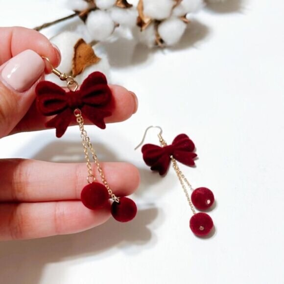 Red velvet bow dangle earrings N223 - Picture 2 of 4